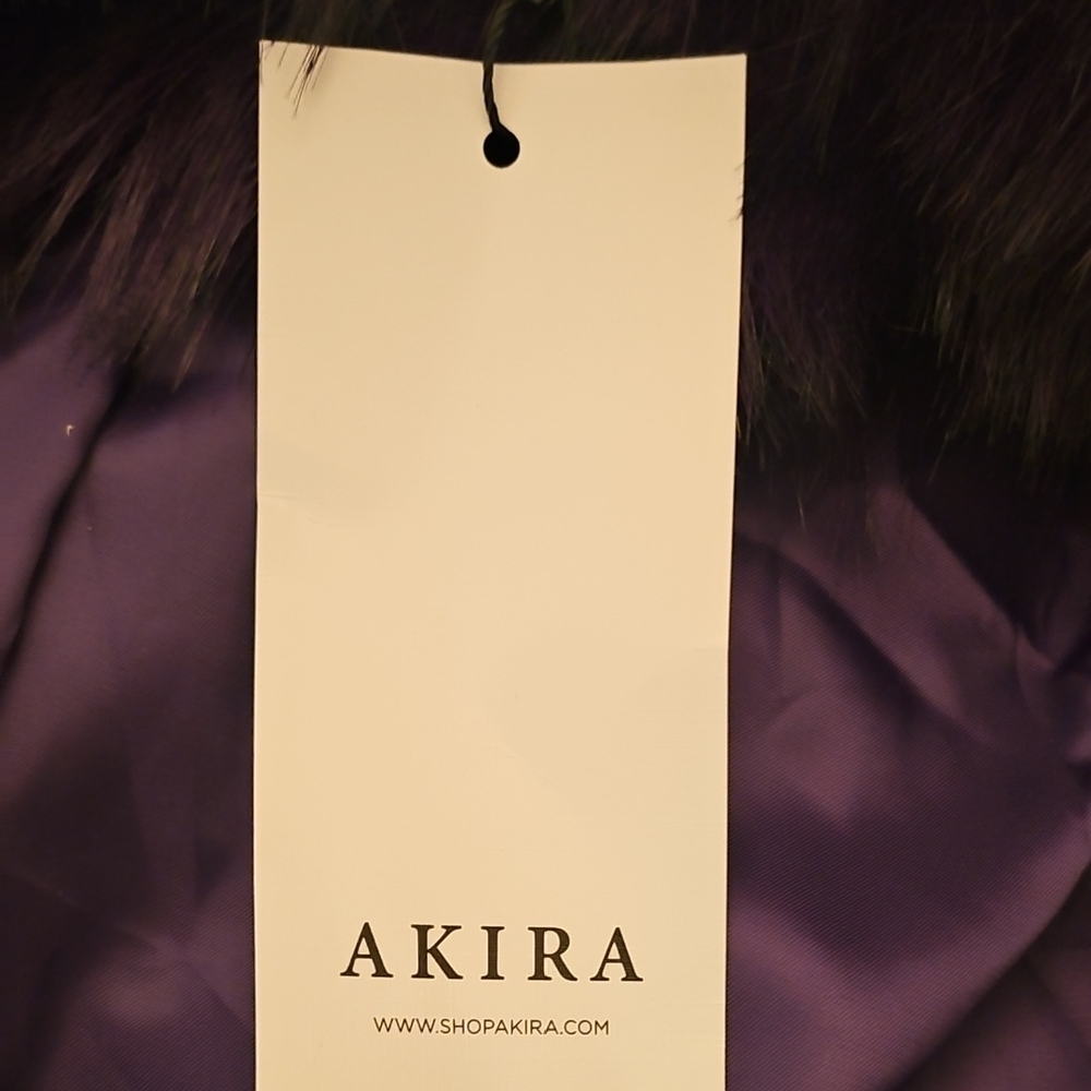 Luxurious Purple Faux Fur Coat - Picture 4 of 9